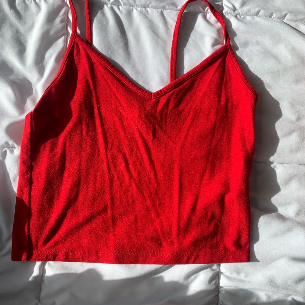 Red crop tank